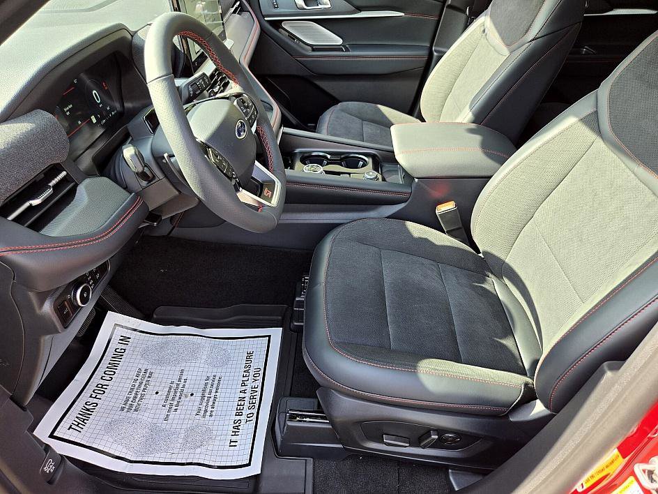 New 2025 Ford Explorer ST image 9
