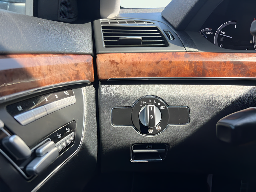 Used 2010 Mercedes-Benz S 550 image 44