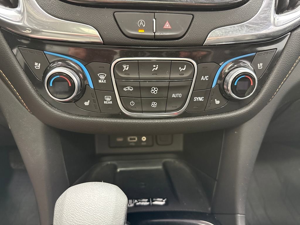 Used 2022 Chevrolet Equinox Premier image 34