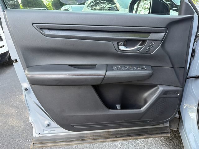 Used 2025 Honda CR-V Sport-L image 10