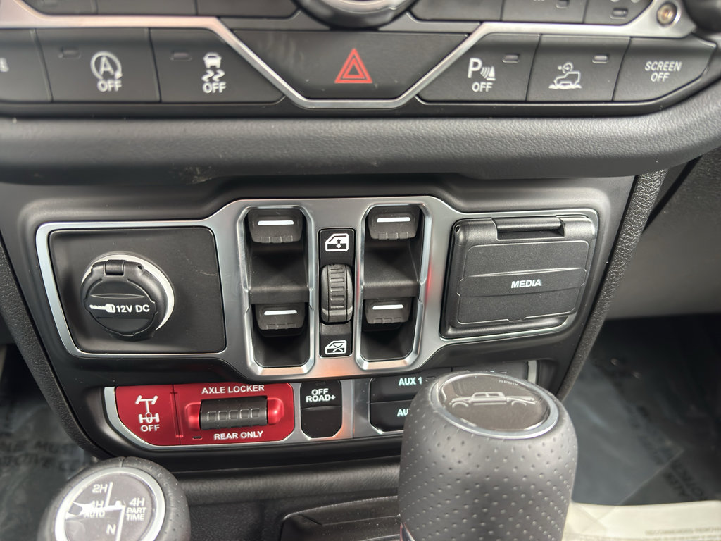 New 2026 Jeep Gladiator Mojave image 24