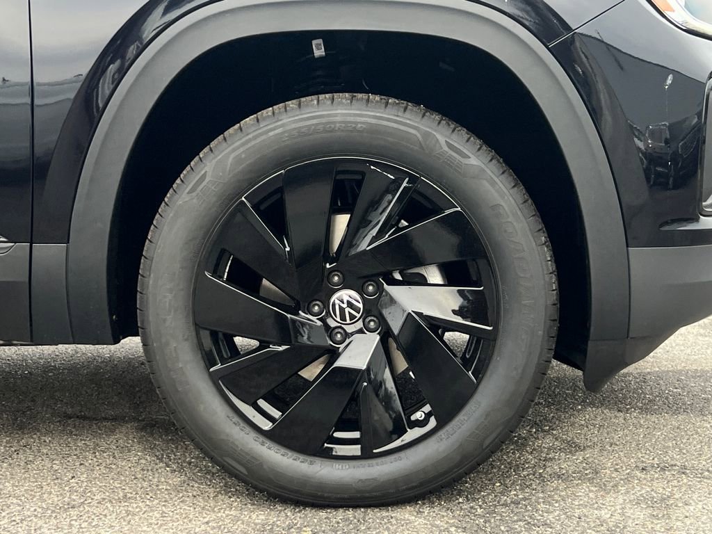 New 2026 Volkswagen Atlas Cross Sport SE image 7