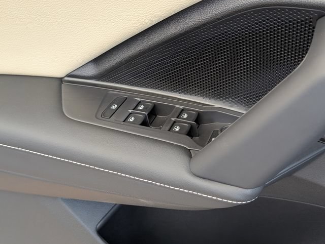 New 2026 Volkswagen Tiguan S FWD image 27
