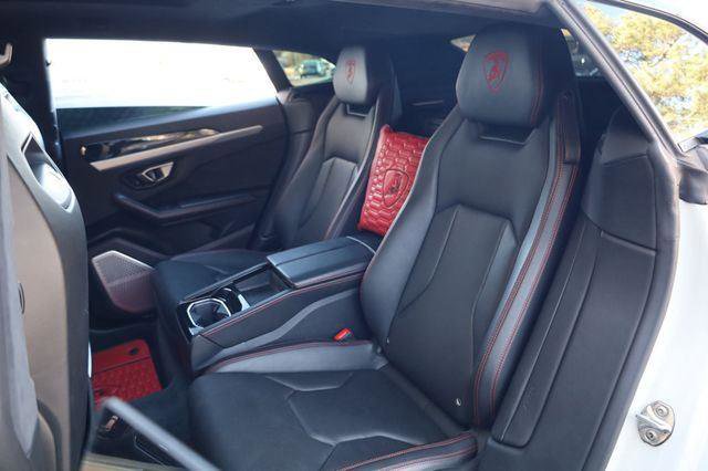 Used 2019 Lamborghini Urus AWD/4WD image 19