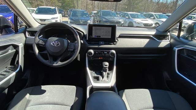 Used 2024 Toyota RAV4 LE AWD/4WD image 13