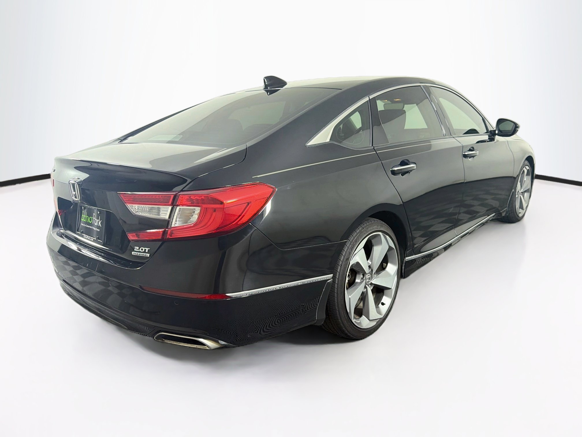 Used 2020 Honda Accord Touring image 9