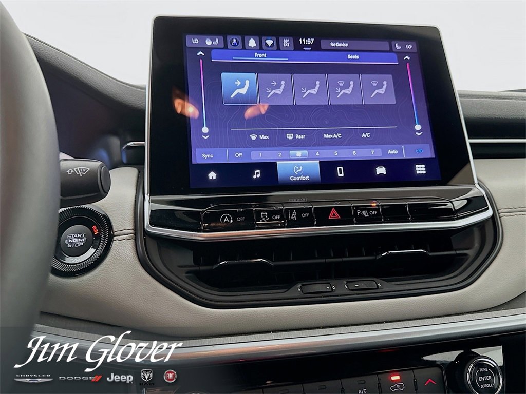 Used 2024 Jeep Compass Limited image 31