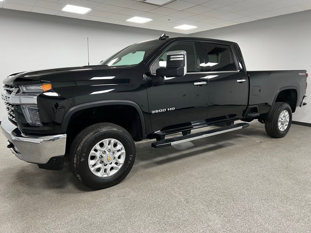 Used 2022 Chevrolet Silverado 3500 LTZ w/ LTZ Convenience Package AWD/4WD image 6