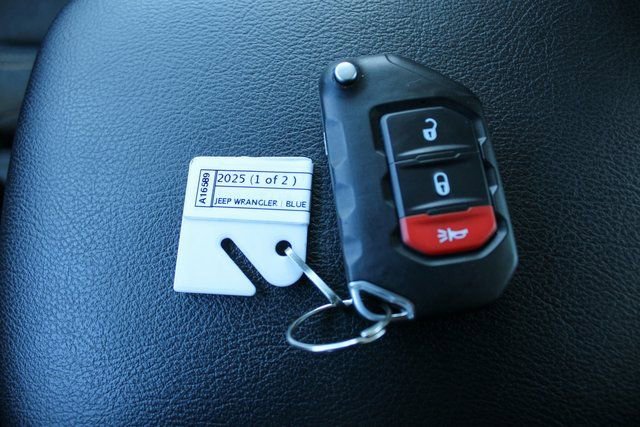 Used 2025 Jeep Wrangler Sport image 29