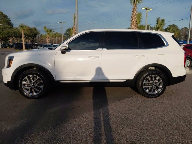 Used 2023 Kia Telluride LX image 8