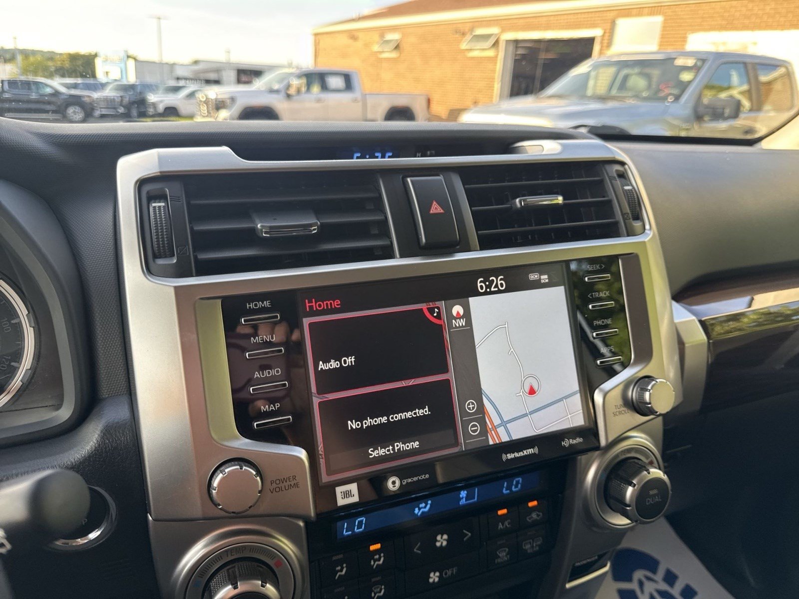 Used 2020 Toyota 4Runner Limited AWD/4WD image 17