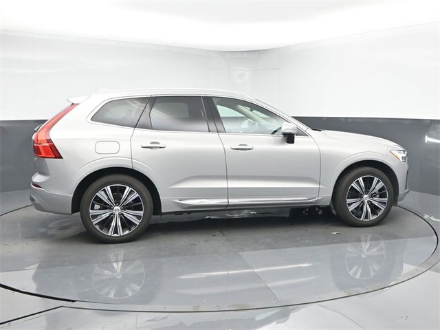 Used 2022 Volvo XC60 B5 Inscription w/ Advanced Package image 8