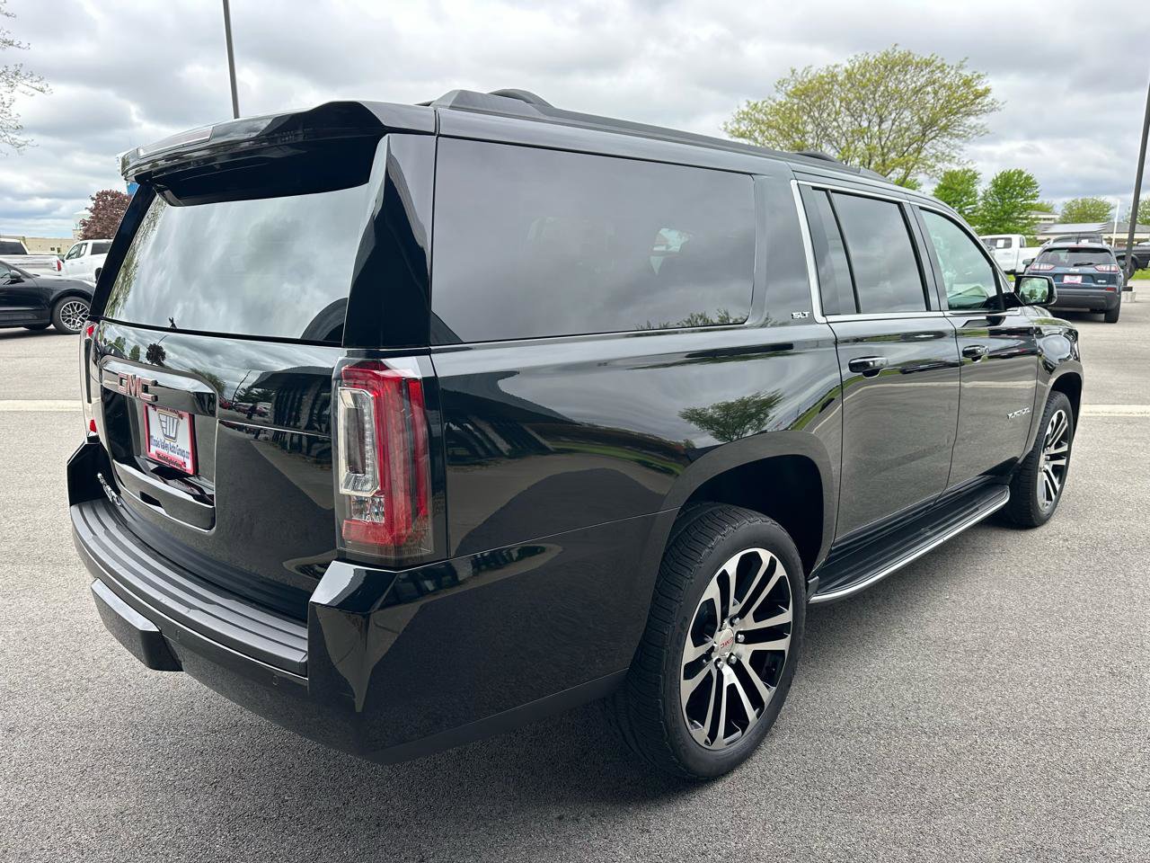 Used 2020 GMC Yukon XL SLT AWD/4WD image 7