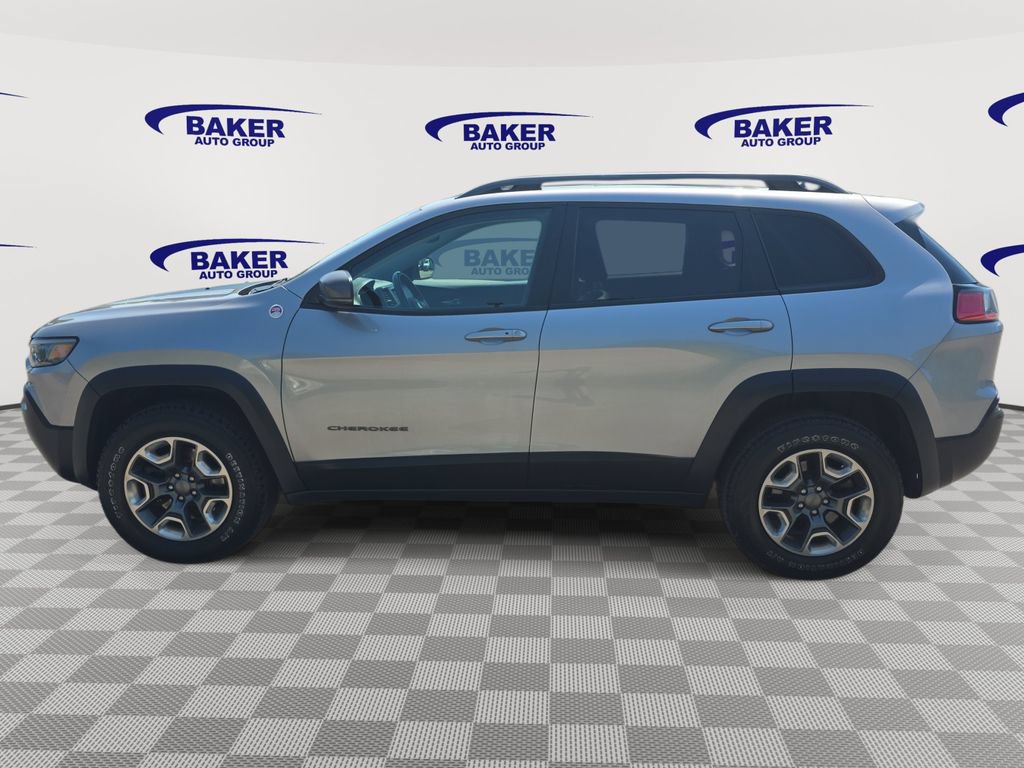 Used 2019 Jeep Cherokee Trailhawk AWD/4WD image 6
