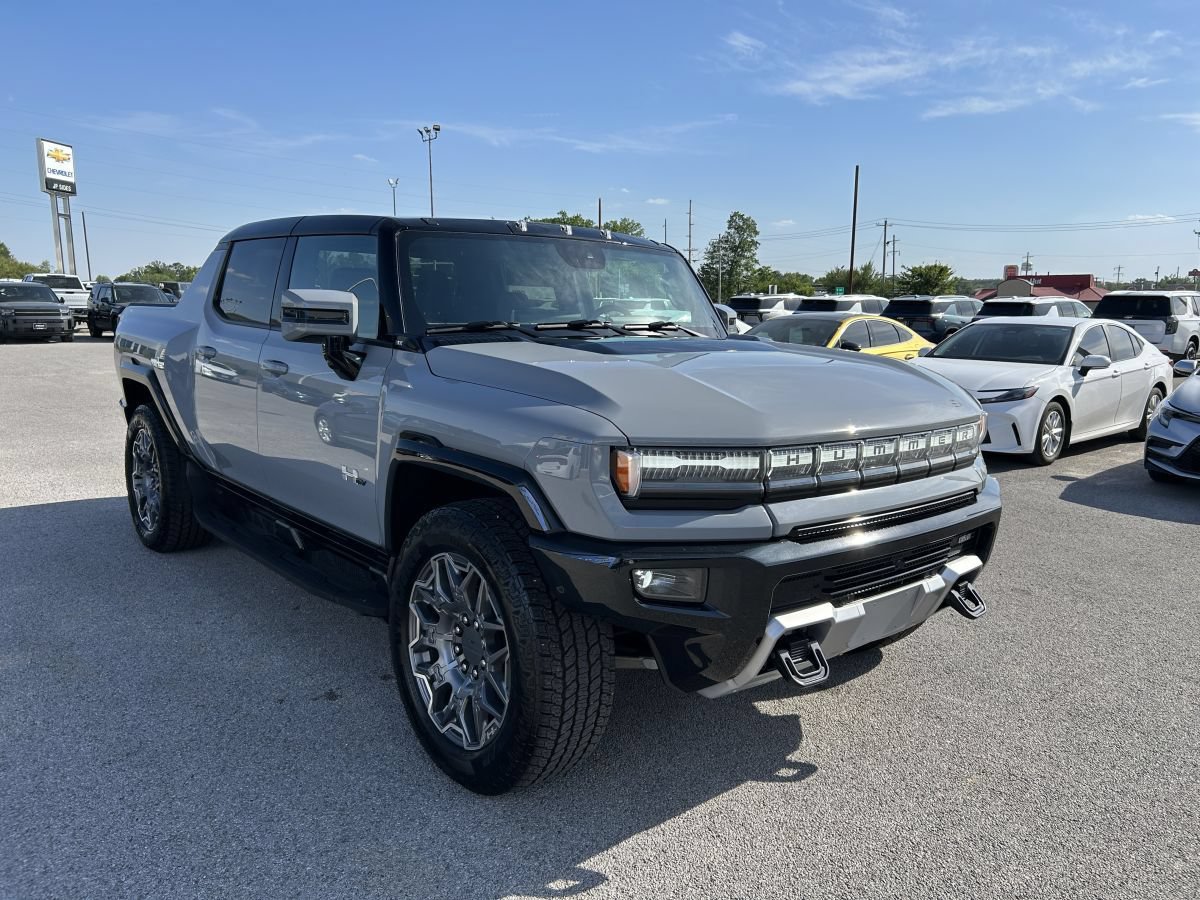 Used 2025 GMC Hummer EV 3X AWD/4WD image 2