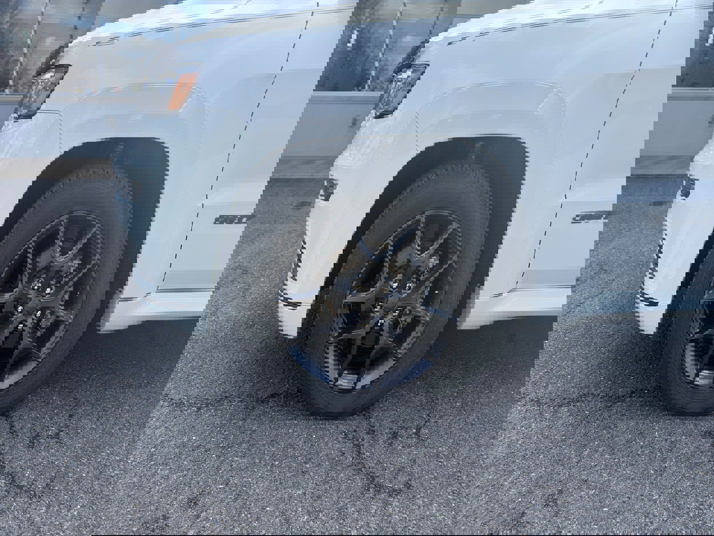 Certified 2019 Jeep Grand Cherokee Limited X image 3