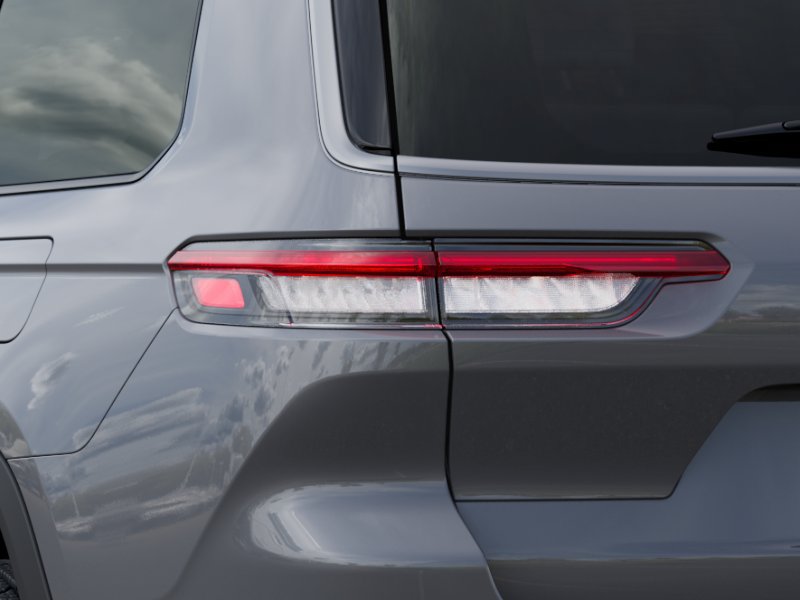 New 2027 Jeep Grand Cherokee L Limited RWD image 9