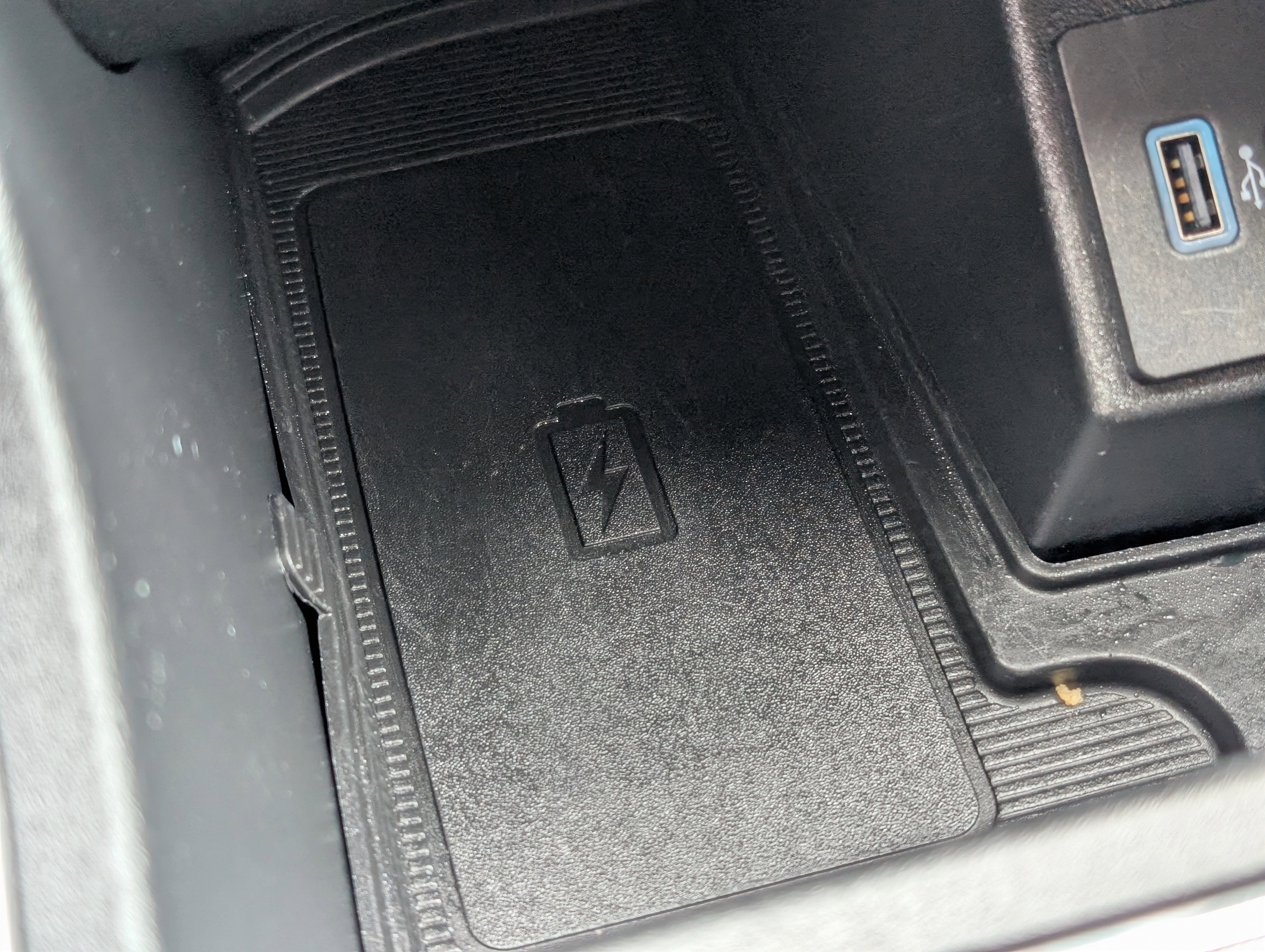 Used 2022 Ford Edge SEL w/ Convenience Package image 6