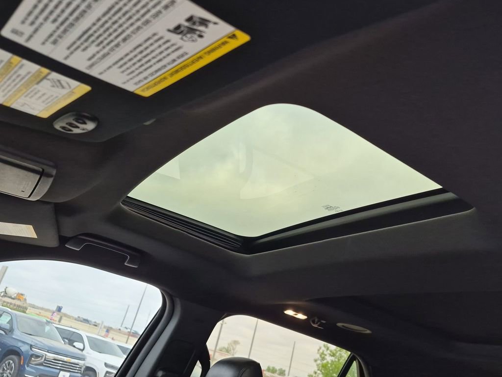 Used 2019 Ford Explorer XLT w/ Equipment Group 202A image 22