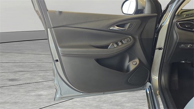 Used 2023 Buick Encore GX Select w/ Sport Touring Package image 12