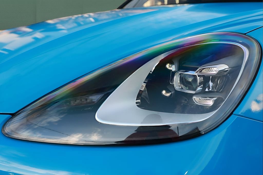 Used 2023 Porsche Cayenne image 36