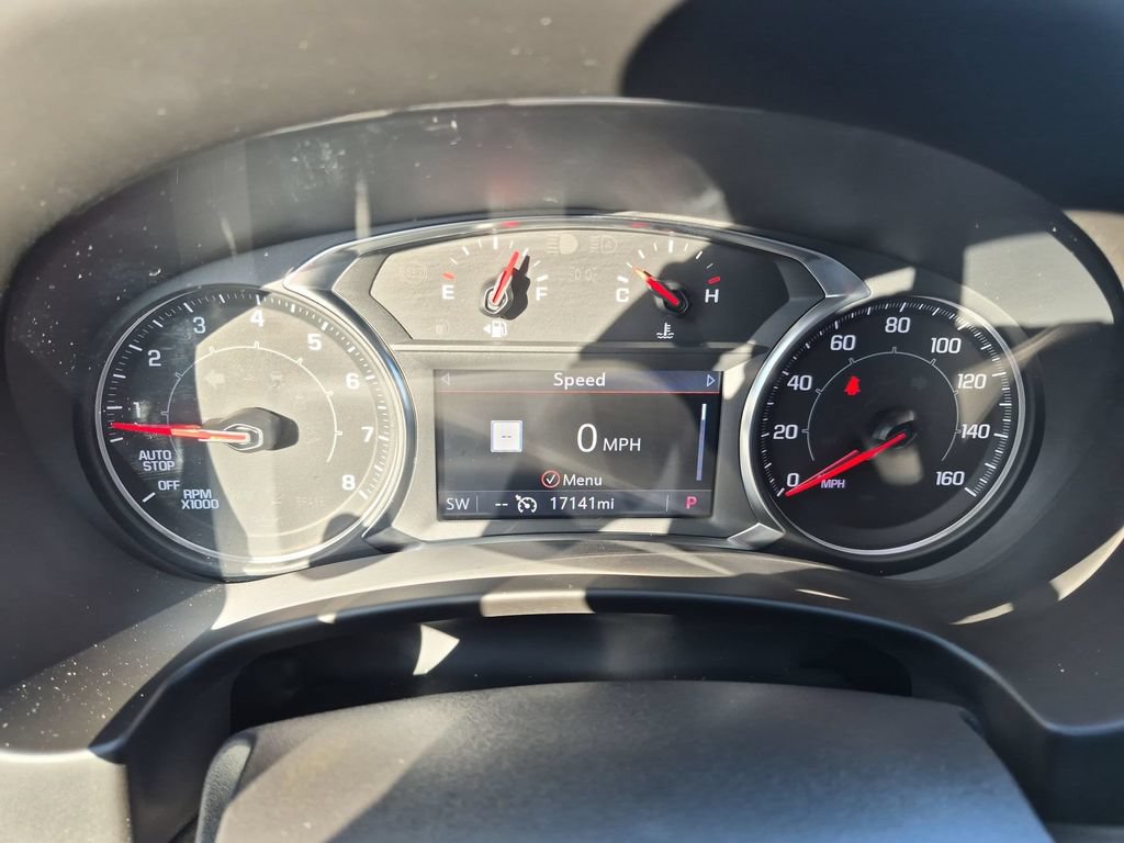 Used 2024 GMC Terrain SLE w/ Driver Convenience Package FWD image 14
