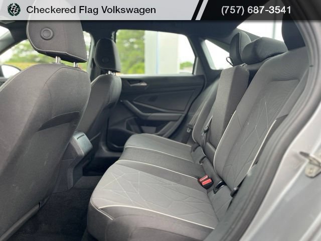 Used 2025 Volkswagen Jetta Sport FWD image 25
