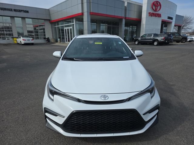 Certified 2024 Toyota Corolla SE image 2