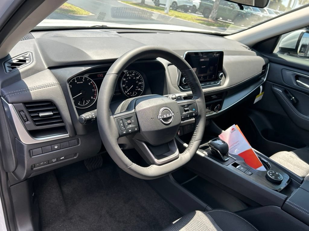 New 2026 Nissan Rogue SV AWD/4WD image 22