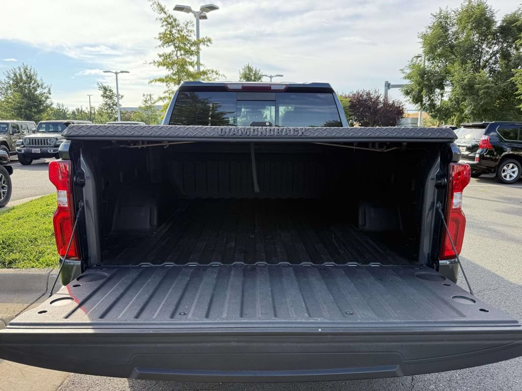 Used 2019 Chevrolet Silverado 1500 LTZ w/ LTZ Plus Package AWD/4WD image 37