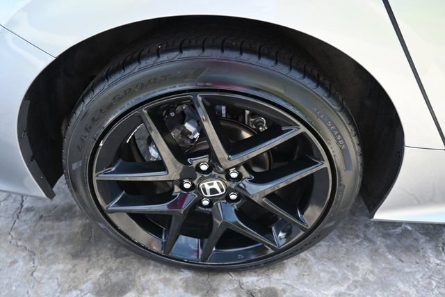 Used 2023 Honda Civic Sport image 12