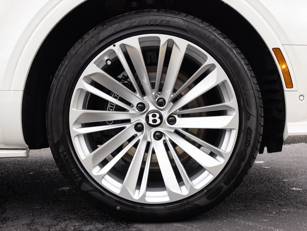 New 2026 Bentley Bentayga Speed AWD/4WD image 6