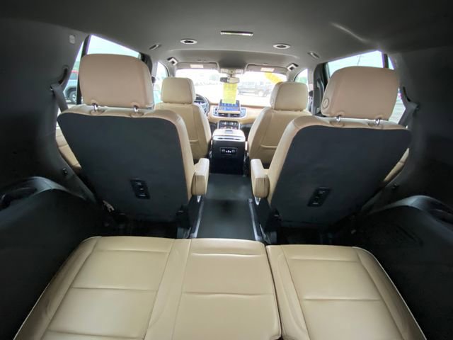 Used 2022 Chevrolet Tahoe Premier AWD/4WD image 18