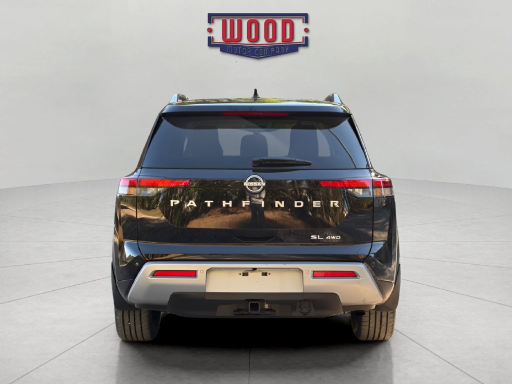 Used 2024 Nissan Pathfinder SL w/ SL Premium Package AWD/4WD image 3