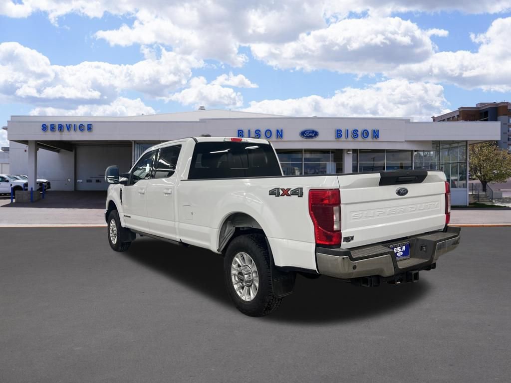 Used 2021 Ford F350 Lariat image 5