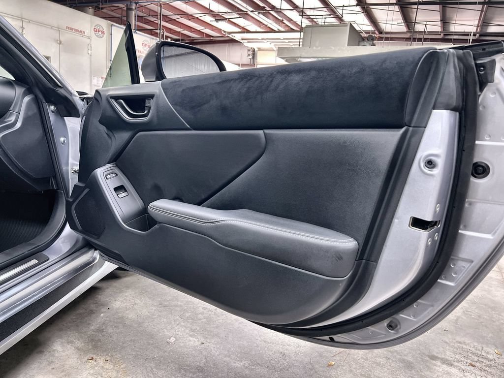 Used 2023 Toyota GR86 Premium w/ ALL Weather Mat Package (TMS) RWD image 26