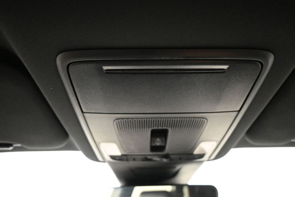 Used 2025 Honda CR-V Sport-L image 17