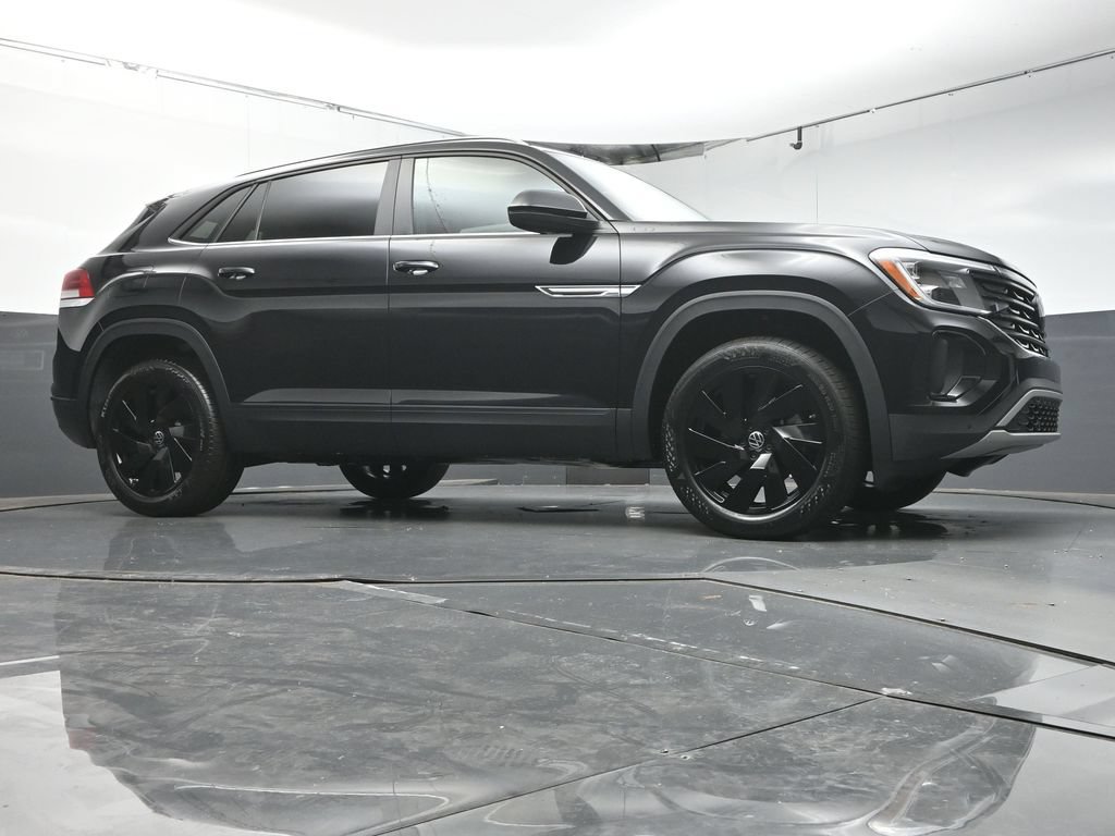 New 2026 Volkswagen Atlas Cross Sport SE FWD image 34
