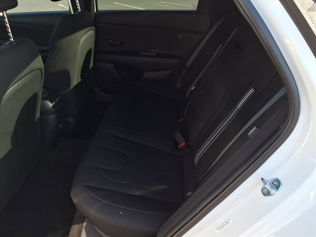 New 2026 Hyundai Elantra SEL Sport Premium image 7