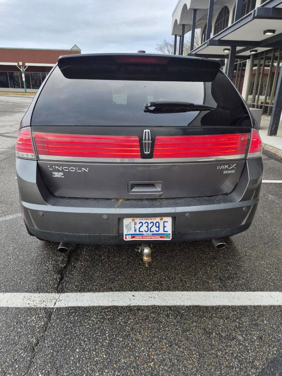 Used 2010 Lincoln MKX AWD image 28