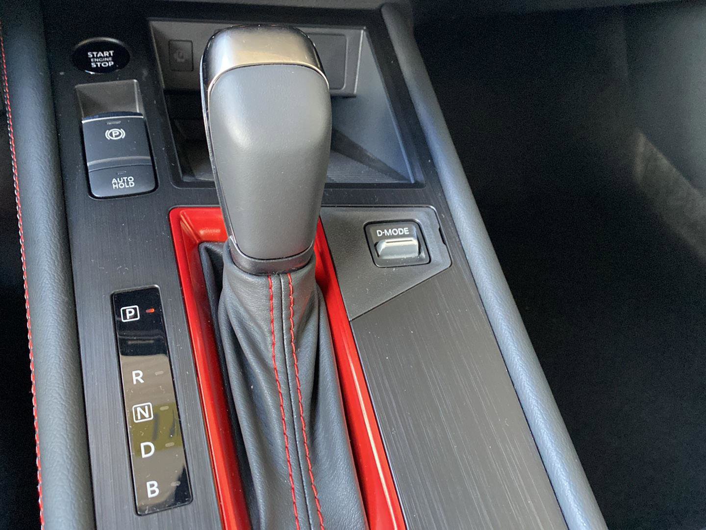 Used 2025 Nissan Kicks SR FWD image 28