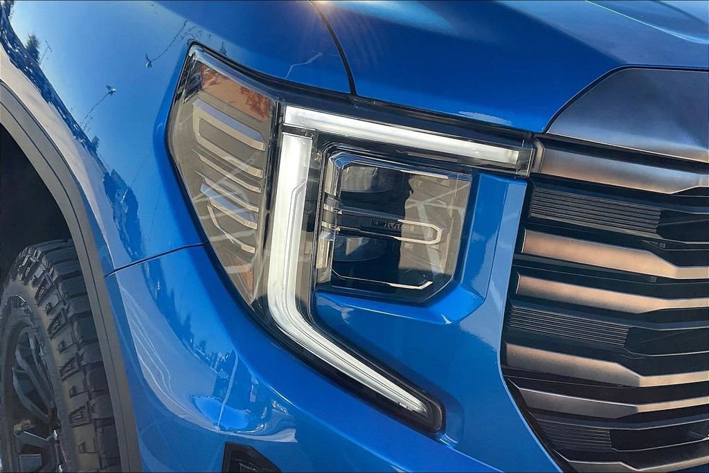 Used 2022 GMC Sierra 1500 AT4X image 41