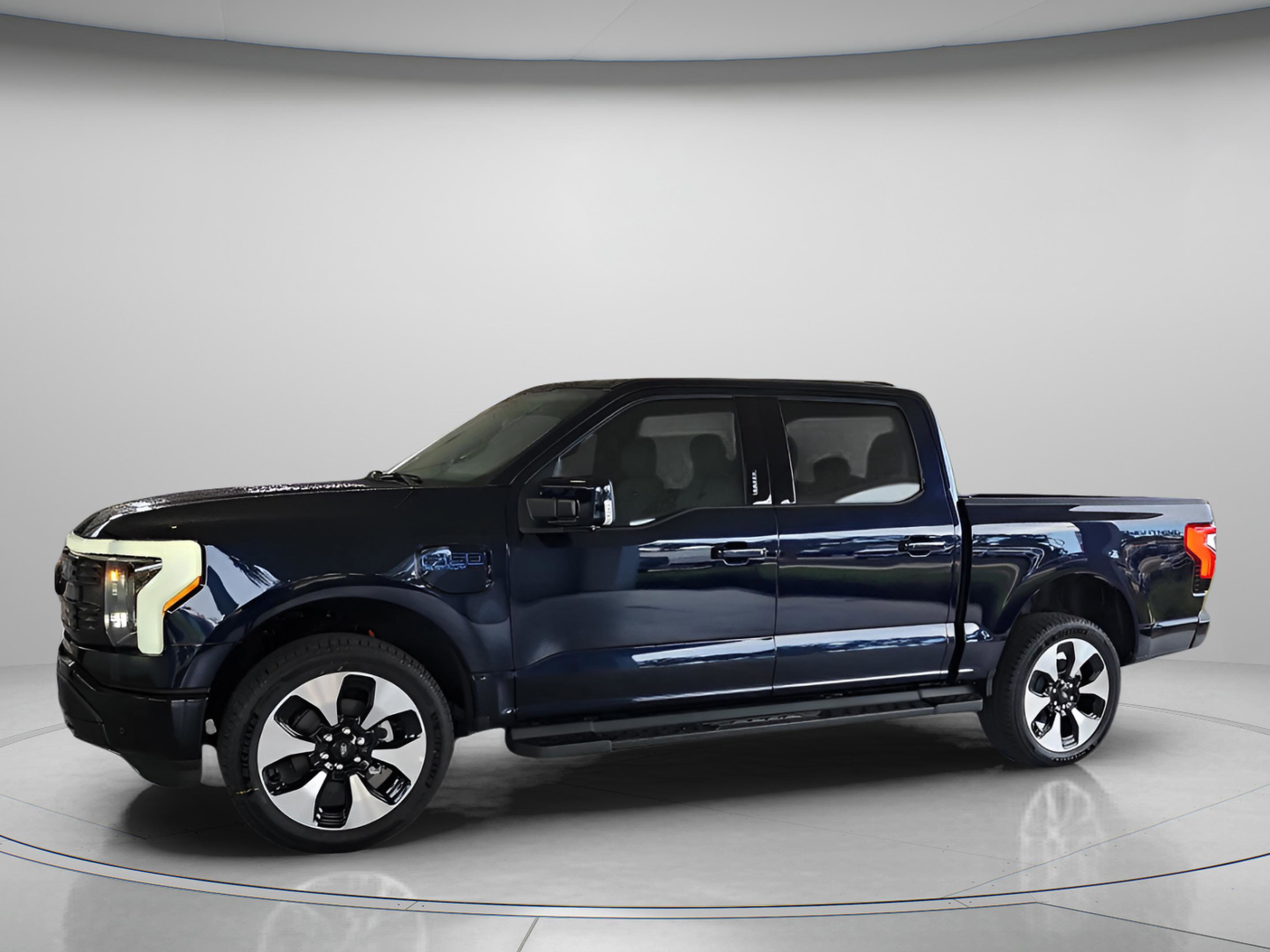 New 2025 Ford F150 Lightning Platinum AWD/4WD image 2