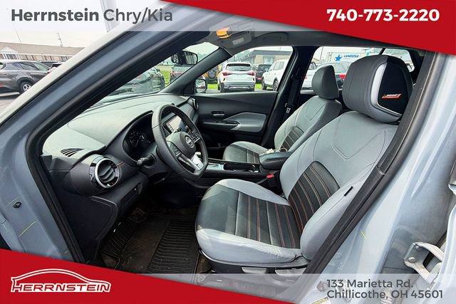 Used 2024 Nissan Kicks SR w/ SR Premium Package FWD image 18