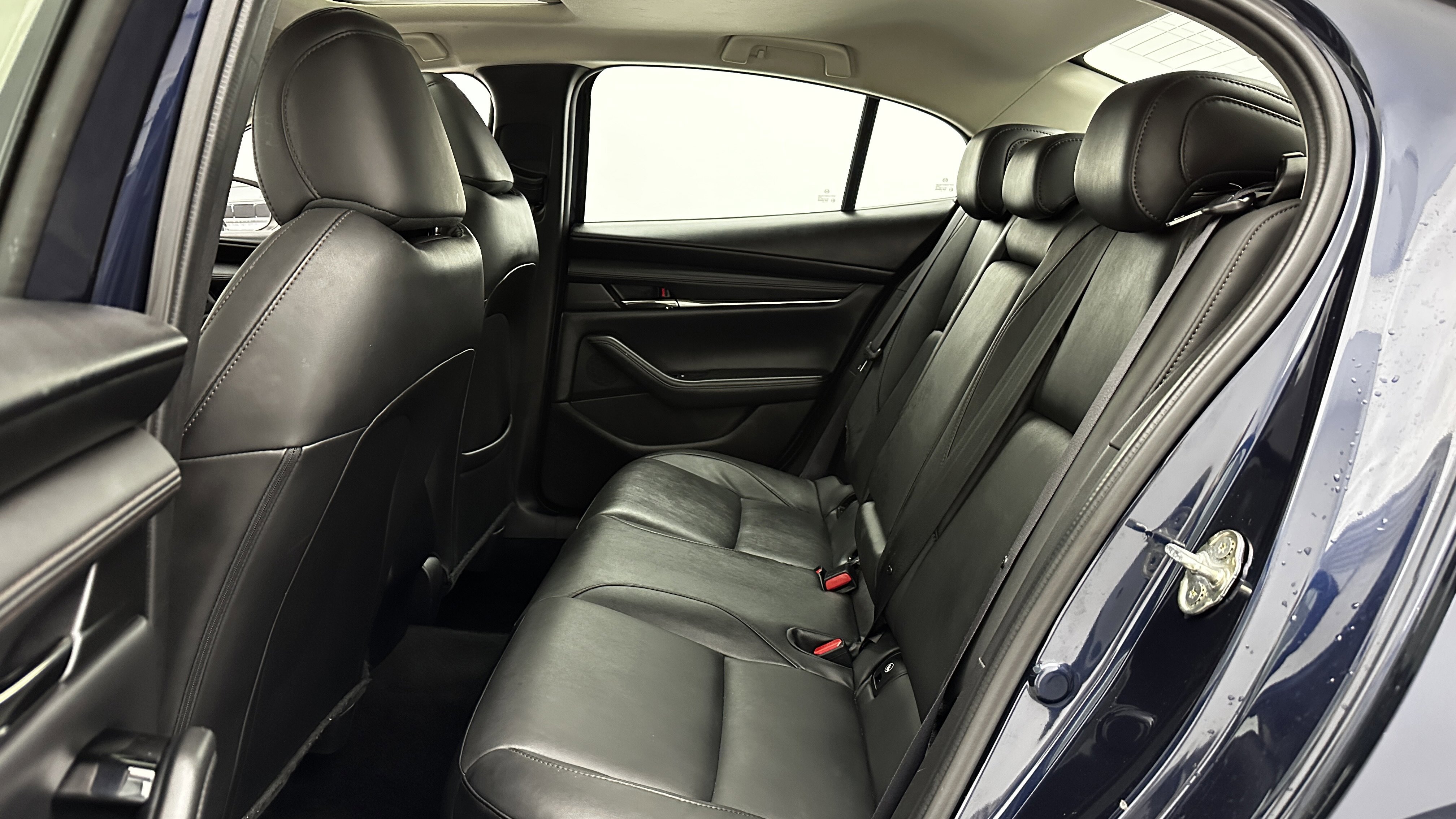 Used 2023 MAZDA MAZDA3 s image 26