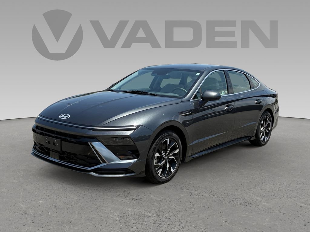 Used 2025 Hyundai Sonata SEL FWD image 24