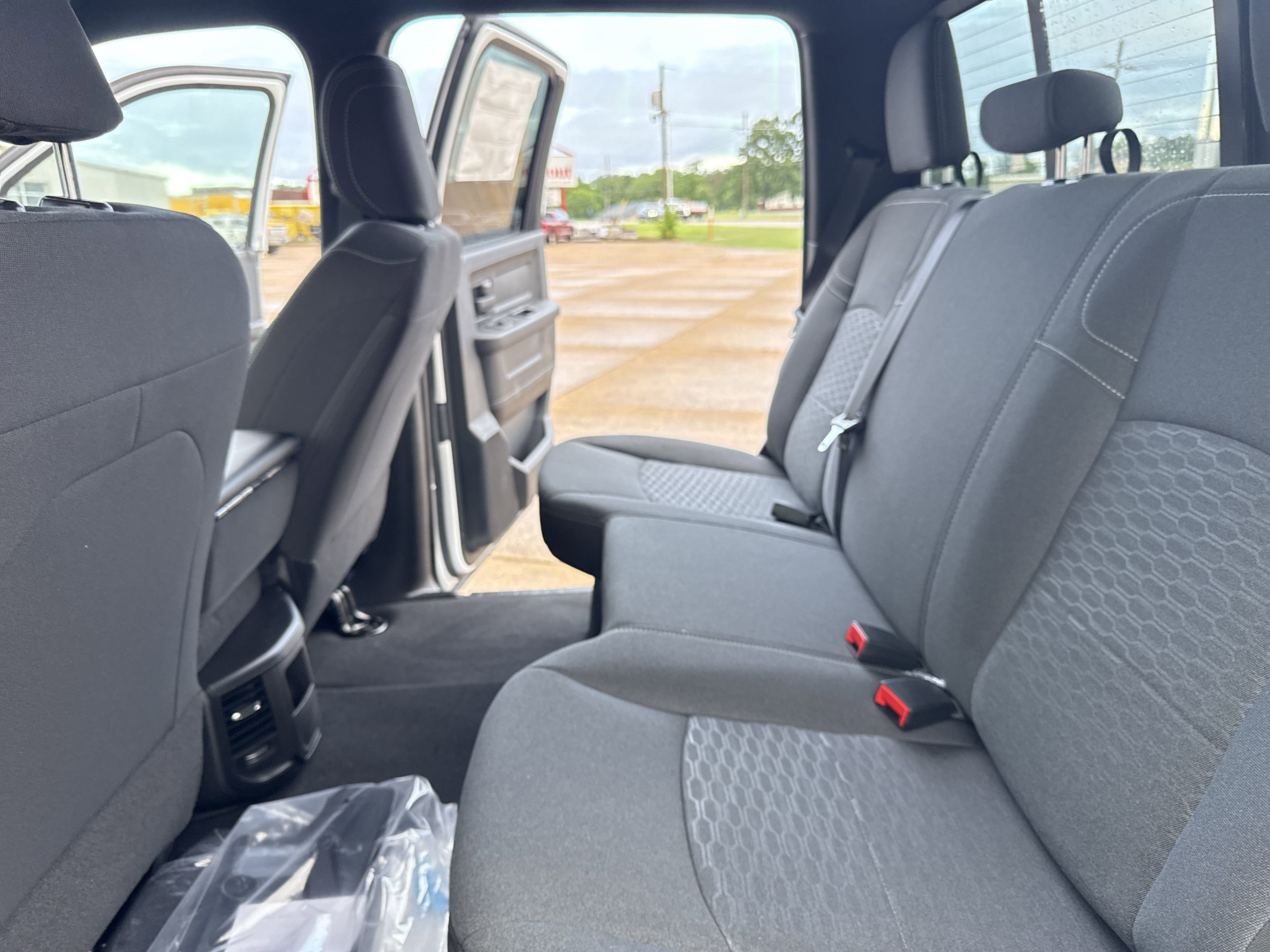 New 2025 RAM 2500 Tradesman image 32