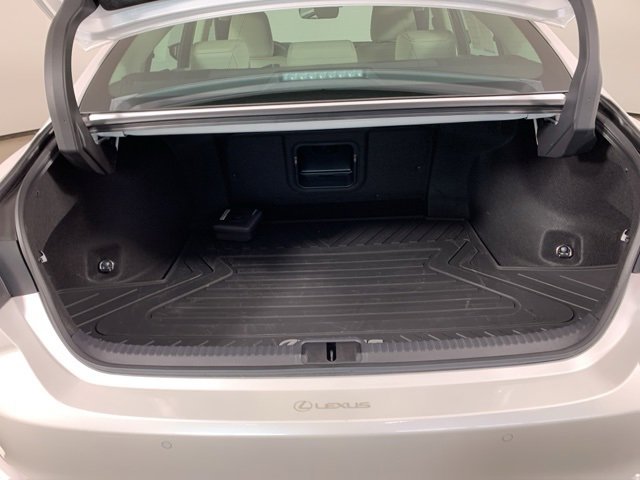 Used 2025 Lexus ES 350 Ultra Luxury w/ Accessory Package (Z2) image 13