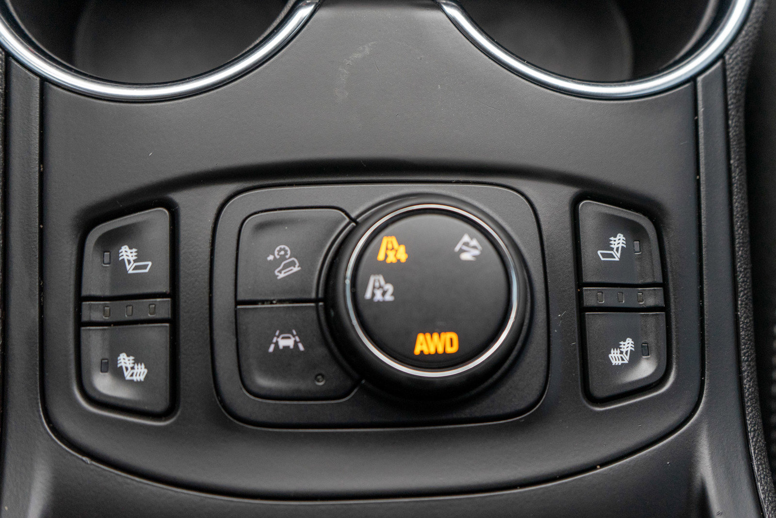 Used 2024 GMC Terrain SLT image 22