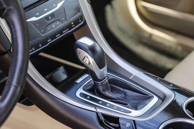 Used 2014 Ford Fusion Energi SE FWD image 22